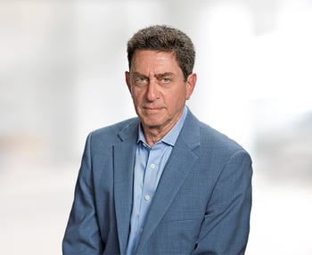 Robert_Kugel_2022_Headshot_2
